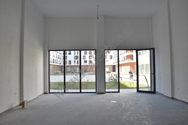 Store for rent in Kombinati area in Tirana, Albania